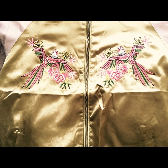 Beautiful satin bomber jacket Sukajan - Picture 7 of 7